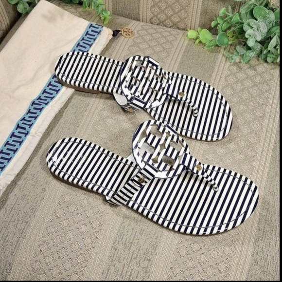 Tory Burch Miller Stripe Patent Leather Sandals In Black & White - Picture 15 of 15